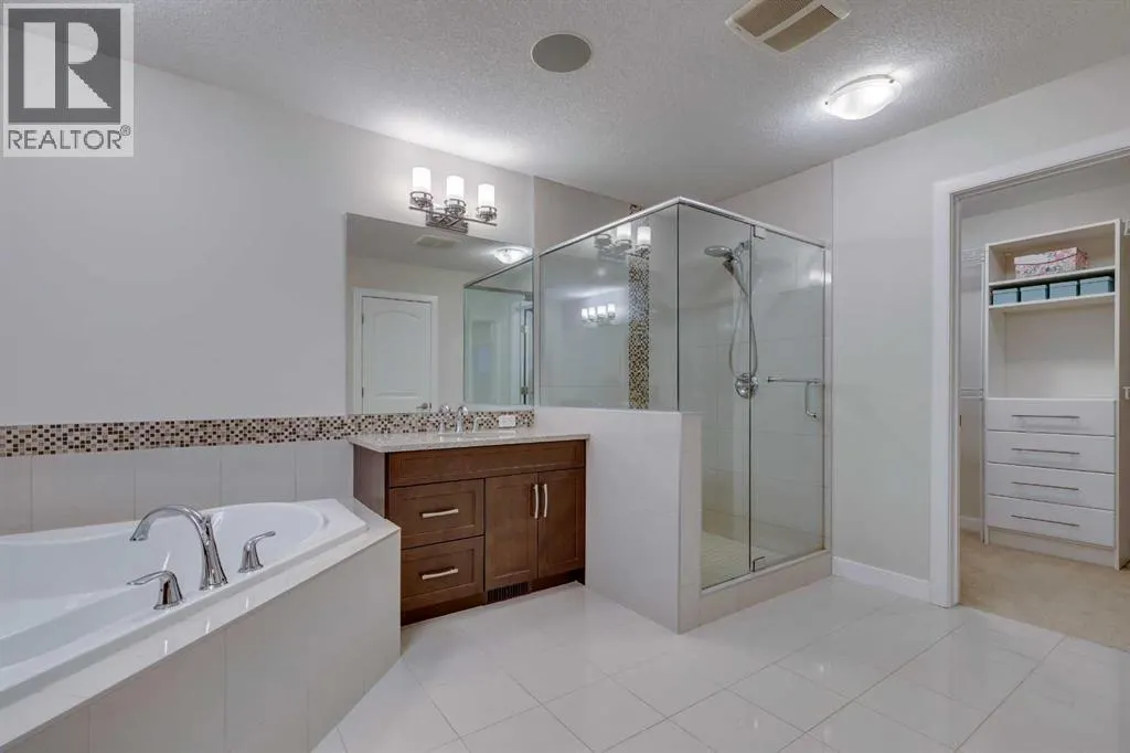 522 Mahogany Manor SE