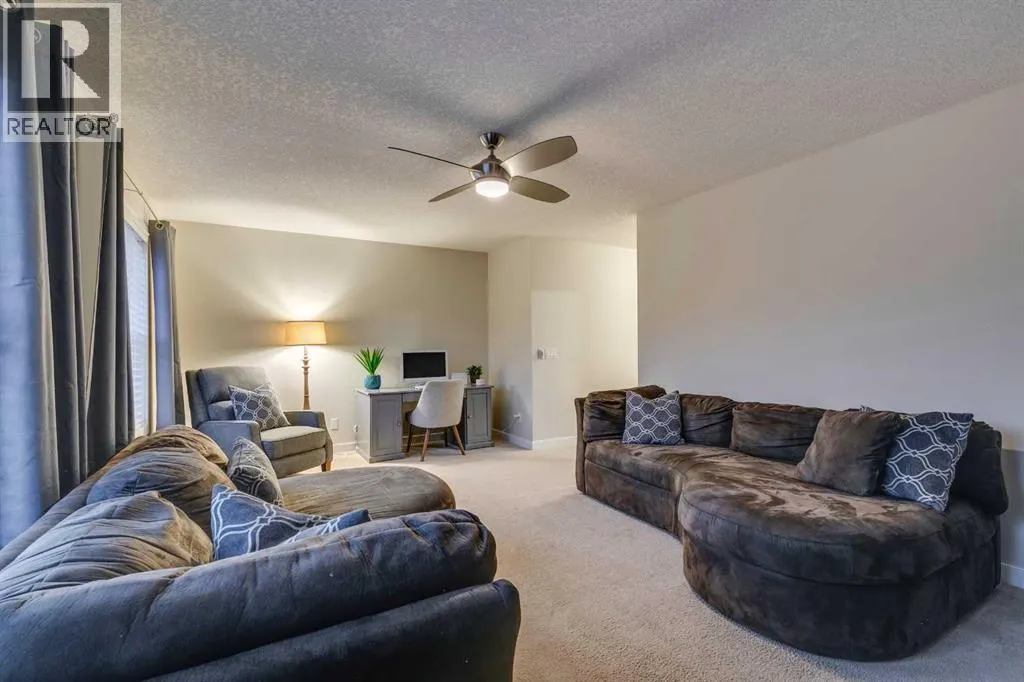 522 Mahogany Manor SE