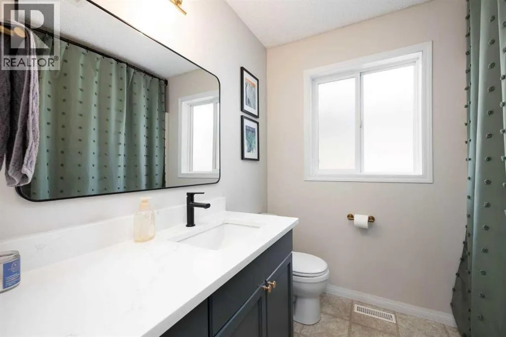 101 Mcdougall Crescent