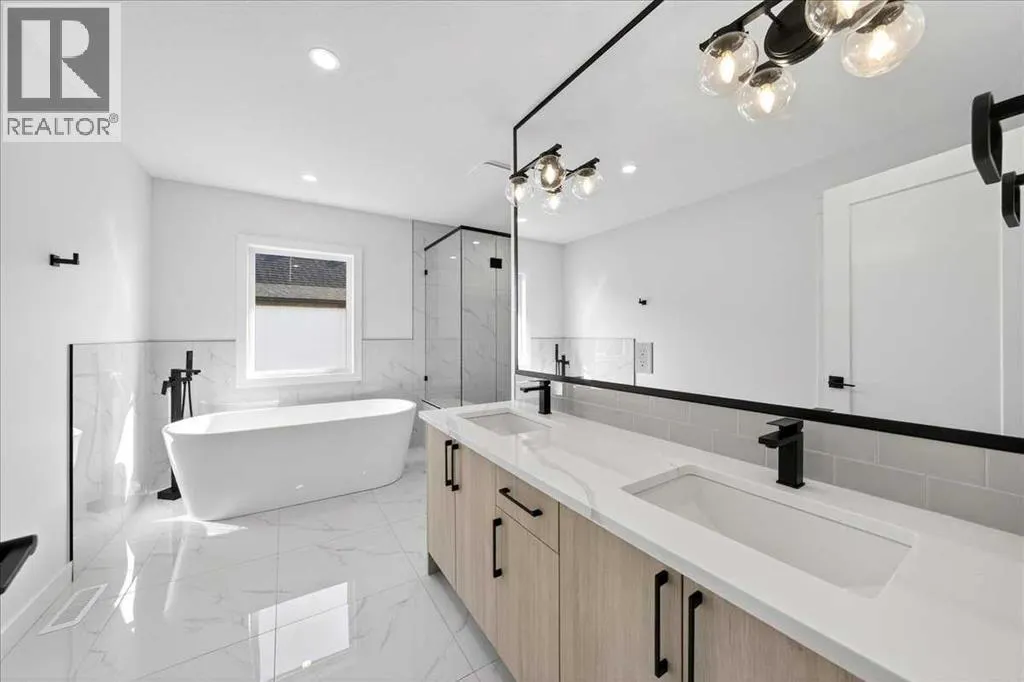3 Lakewood Point