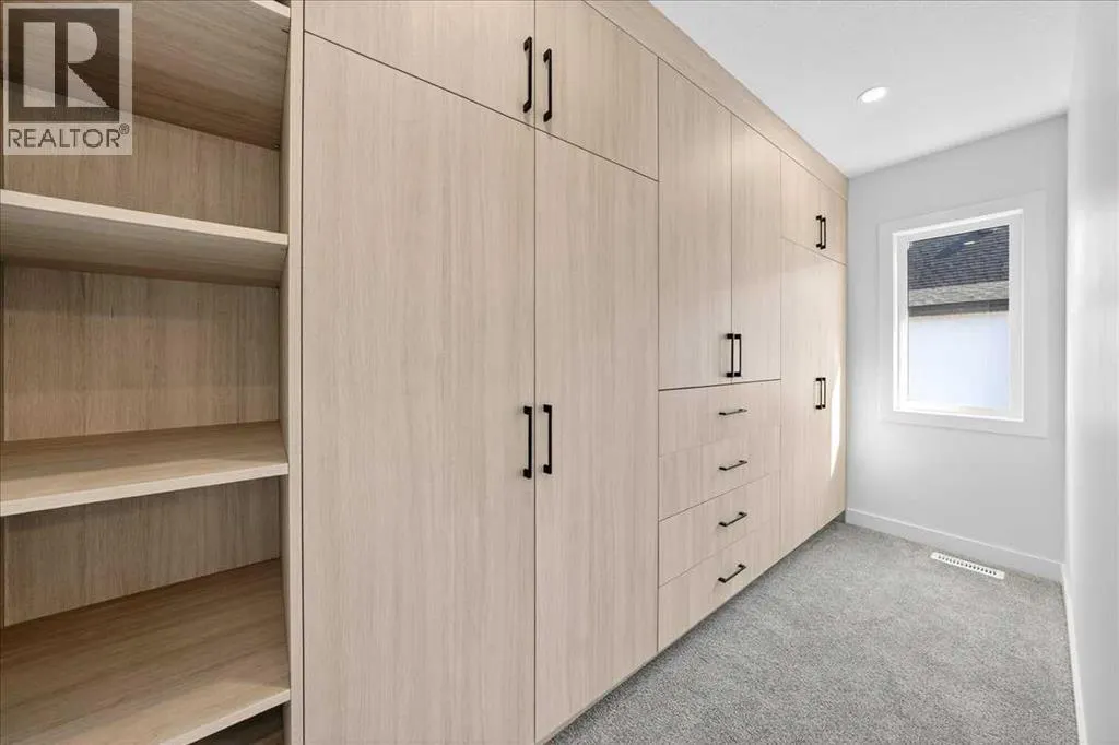 3 Lakewood Point