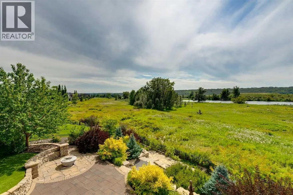 140 Cranbrook View SE