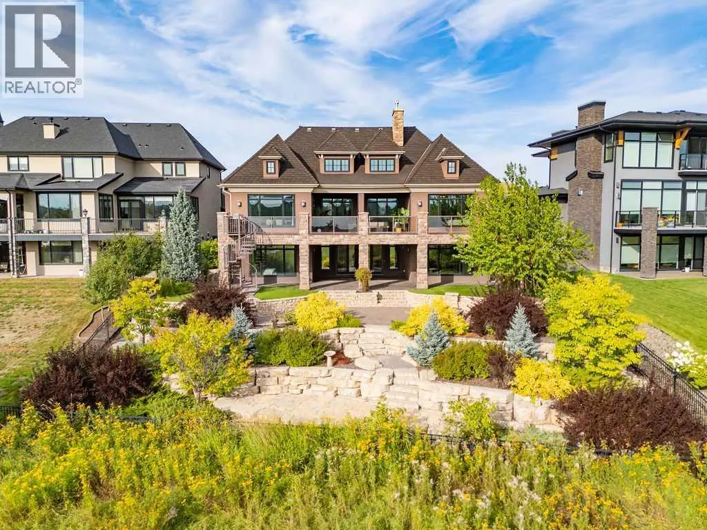 140 Cranbrook View SE