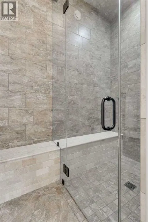 140 Cranbrook View SE