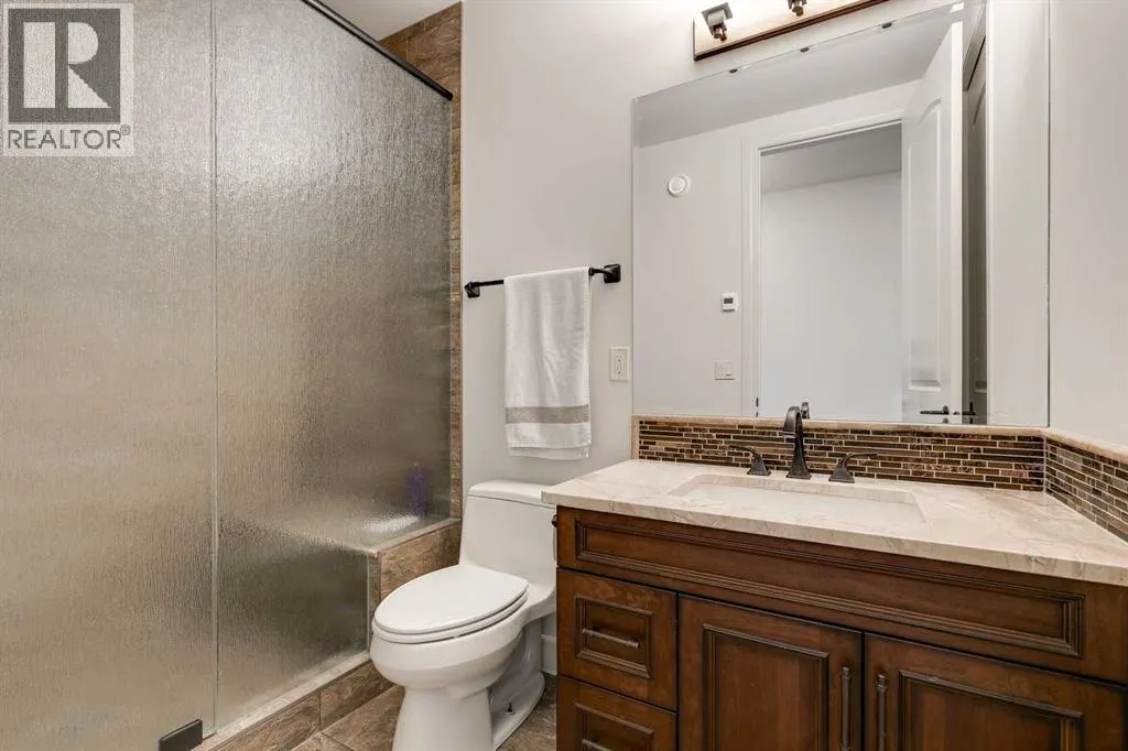 140 Cranbrook View SE