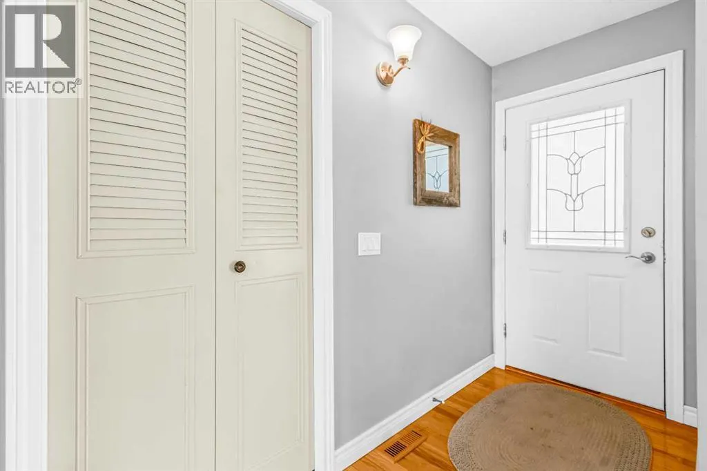 1908 65 Street NE
