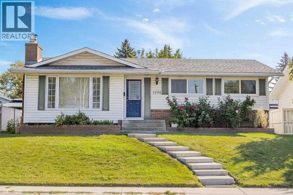 1908 65 Street NE