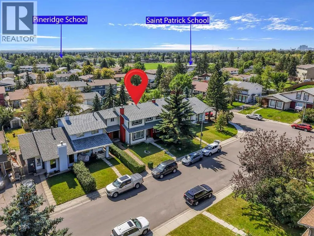 8 Pinelore Place NE