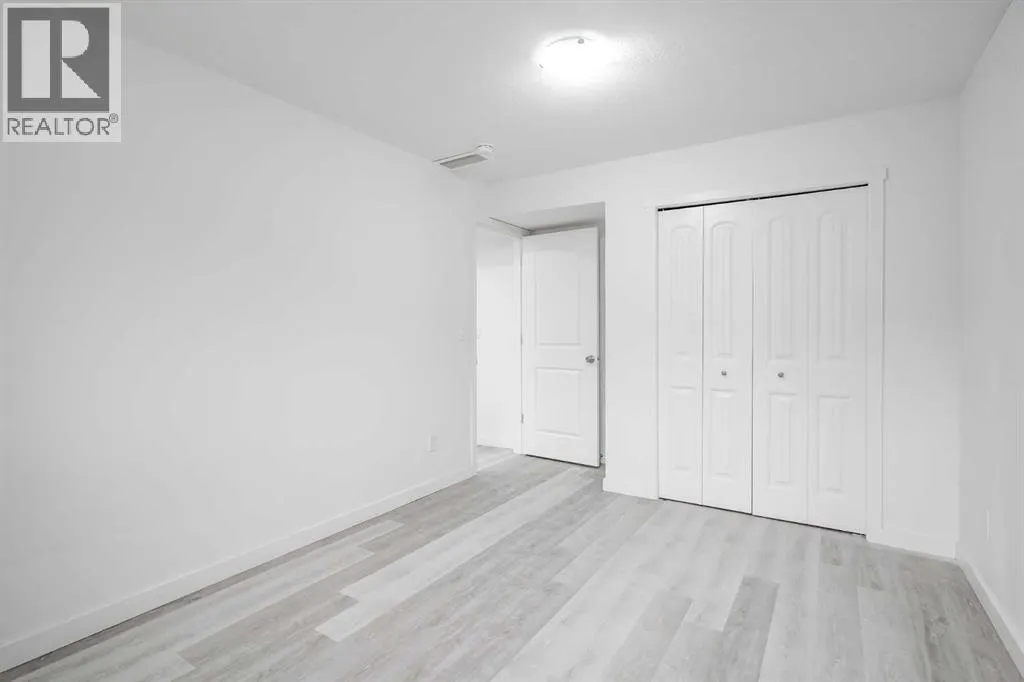 34 Belmont Crescent SW