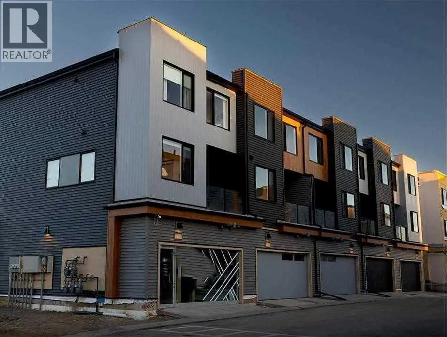 611, 81 Midtown Boulevard SW