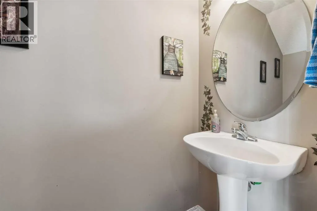 3198 New Brighton Gardens SE