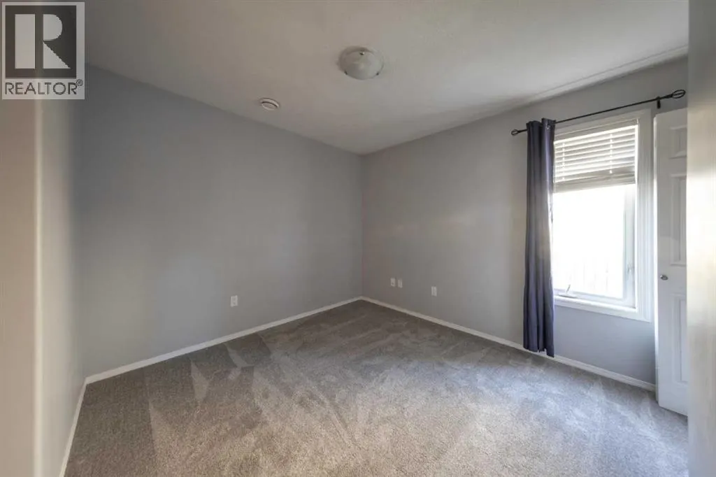 3106 65 Ave