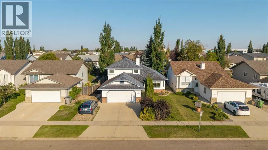 3106 65 Ave