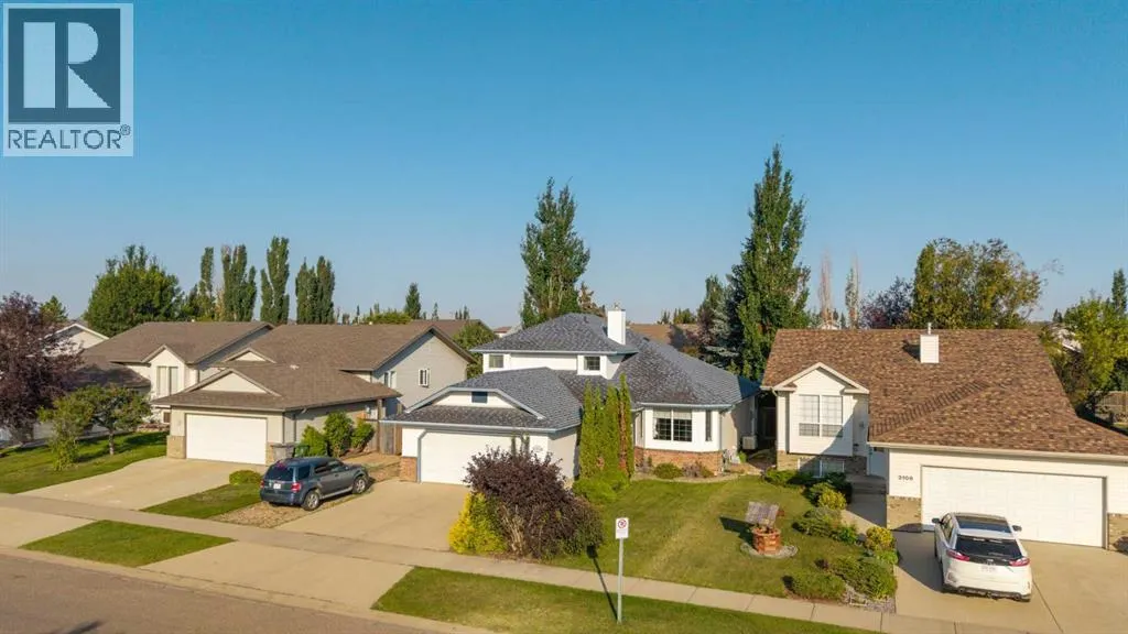 3106 65 Ave