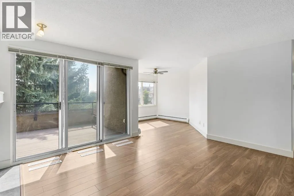 3, 207 Village Terrace SW