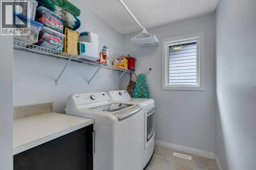223 Auburn Meadows Crescent SE