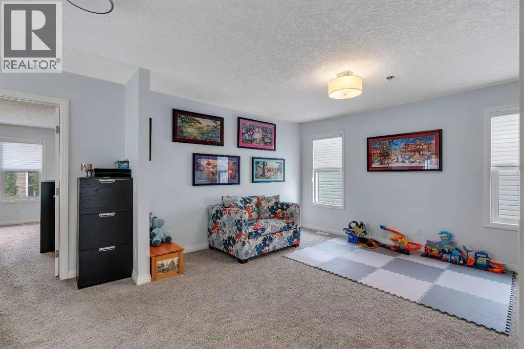 223 Auburn Meadows Crescent SE