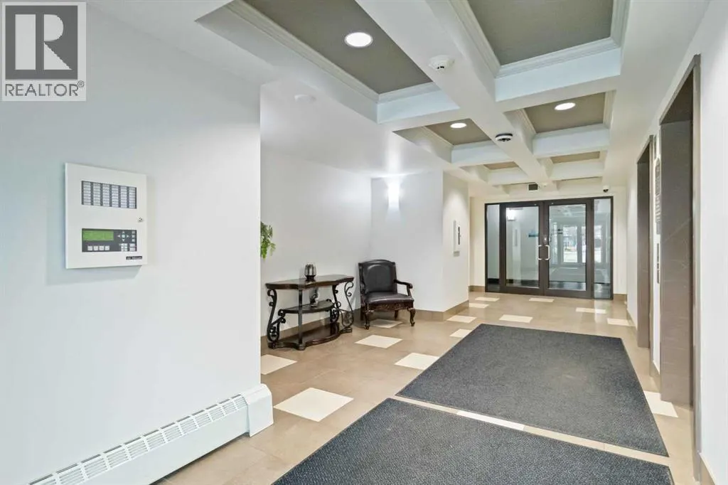 306, 136A Sandpiper Road