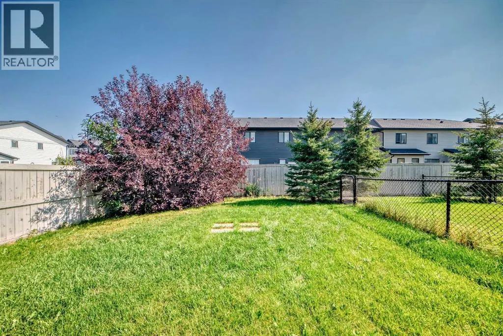 581 Hillcrest Road SW