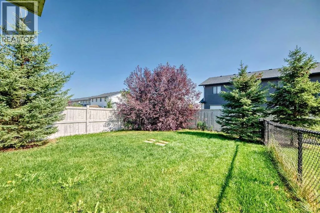 581 Hillcrest Road SW