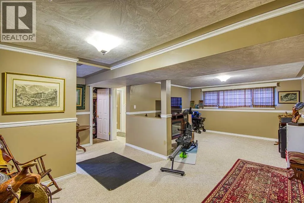 718 Oak Drive