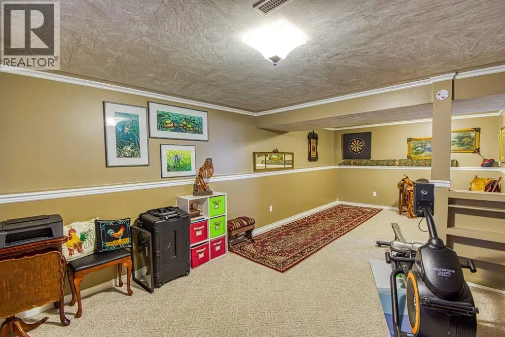 718 Oak Drive