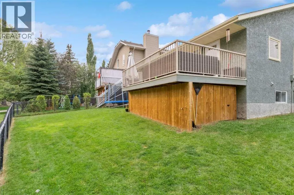 66 Macewan Ridge Place NW