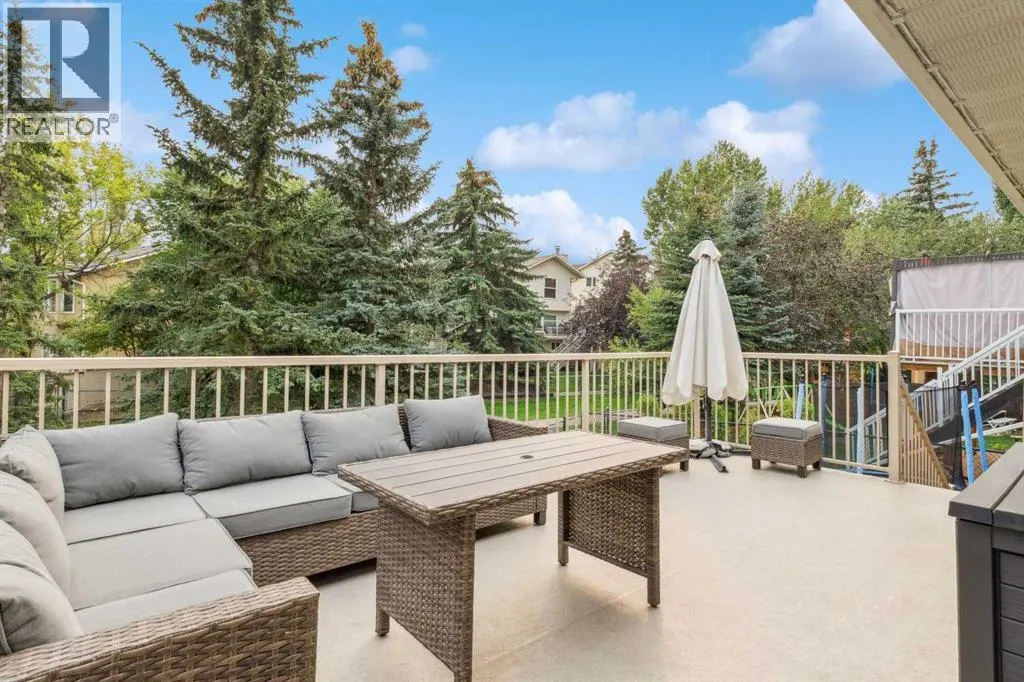 66 Macewan Ridge Place NW