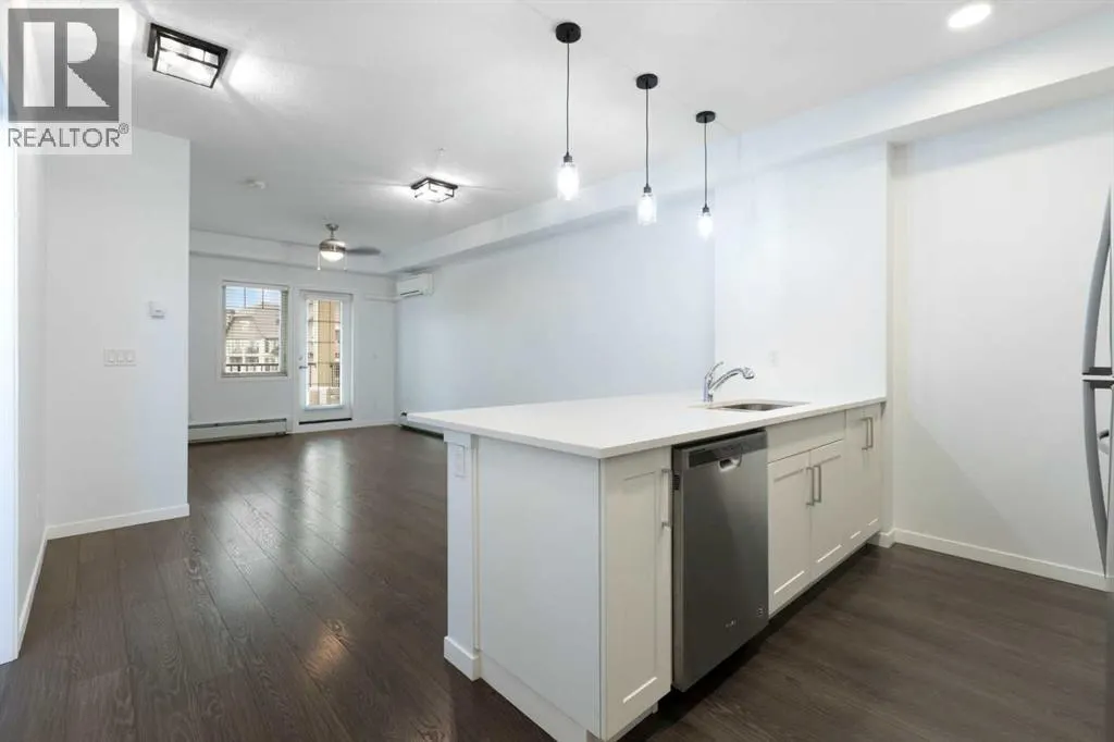 301, 10 Mahogany Mews SE