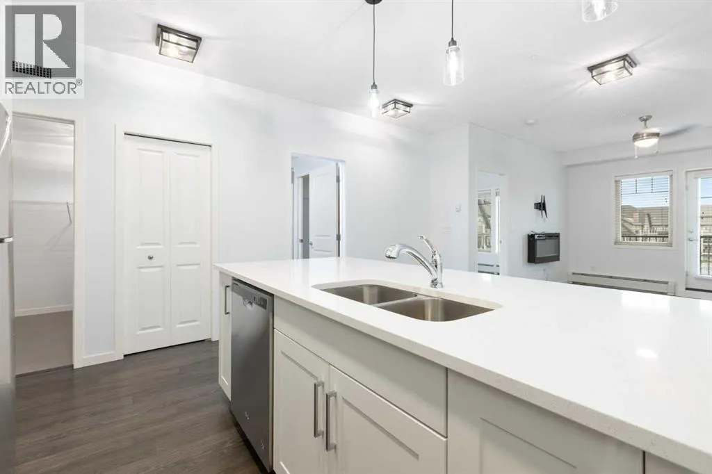 301, 10 Mahogany Mews SE