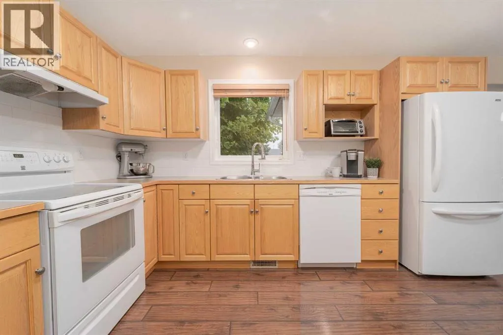 133 Mt Alderson Crescent W