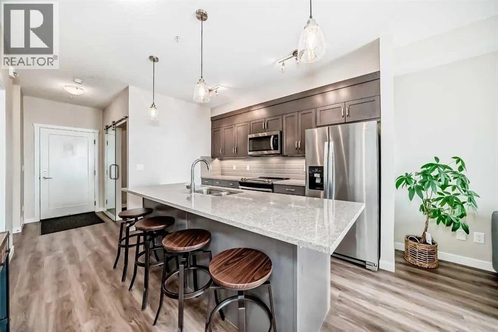 209, 30 Shawnee Common SW