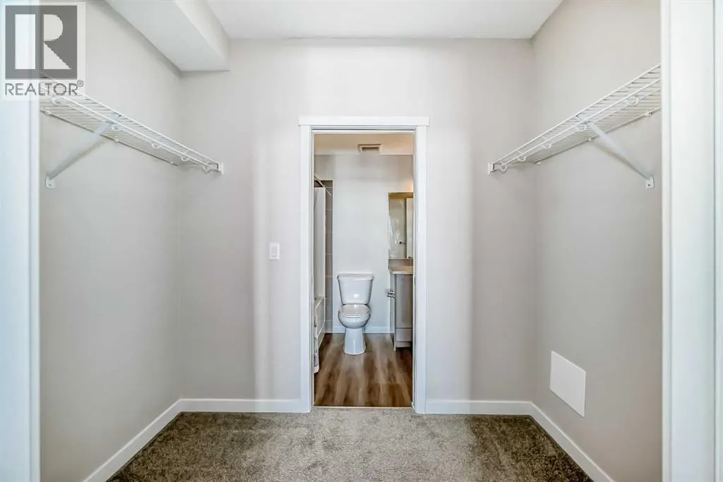 209, 30 Shawnee Common SW