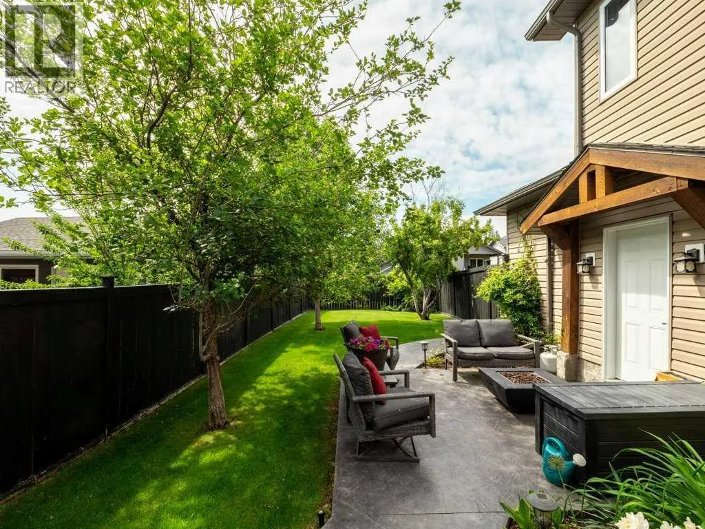 156 Riverstone Boulevard W