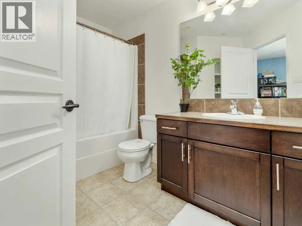 156 Riverstone Boulevard W