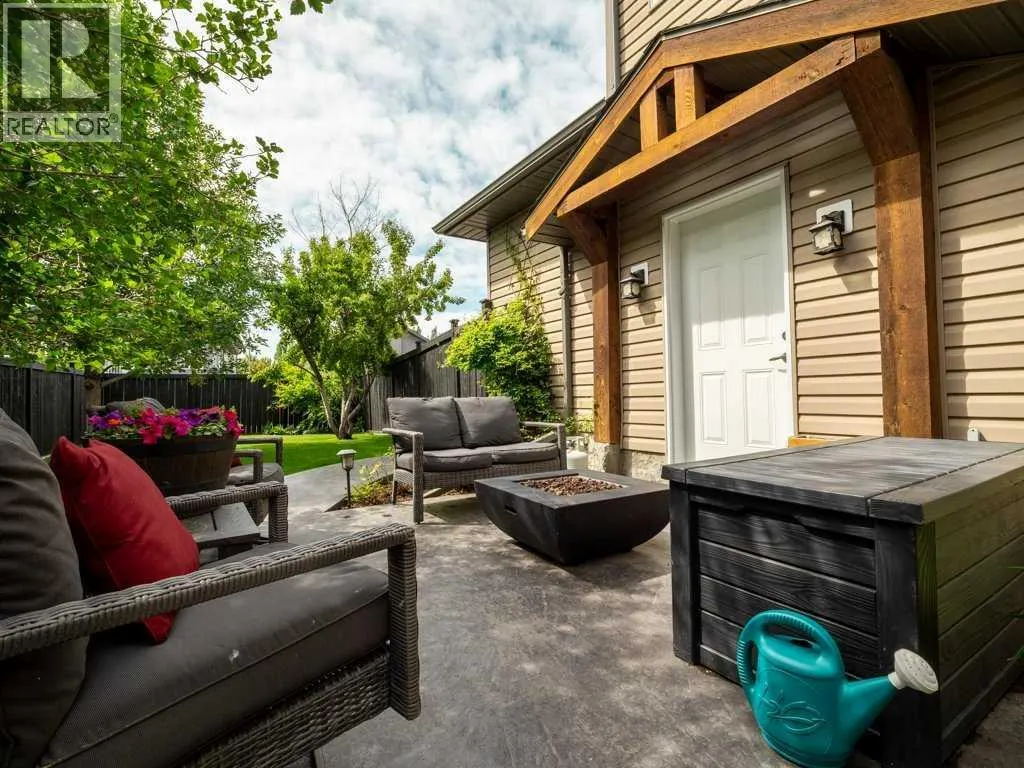 156 Riverstone Boulevard W