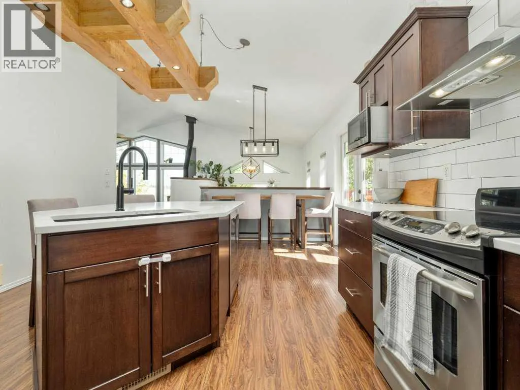 156 Riverstone Boulevard W