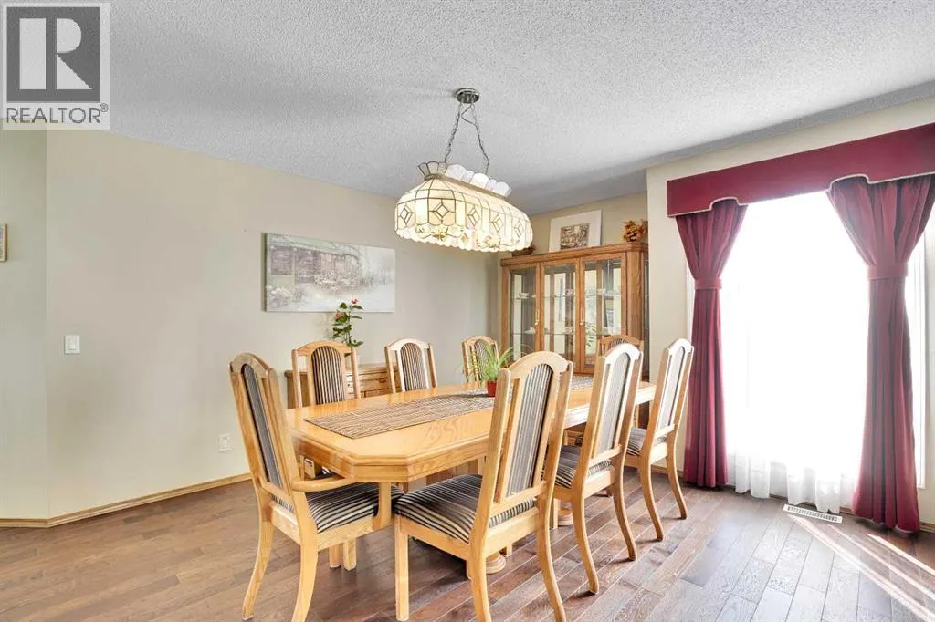 39 lone pine Crescent