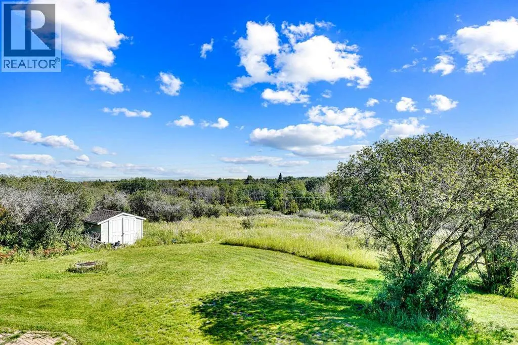 39 lone pine Crescent