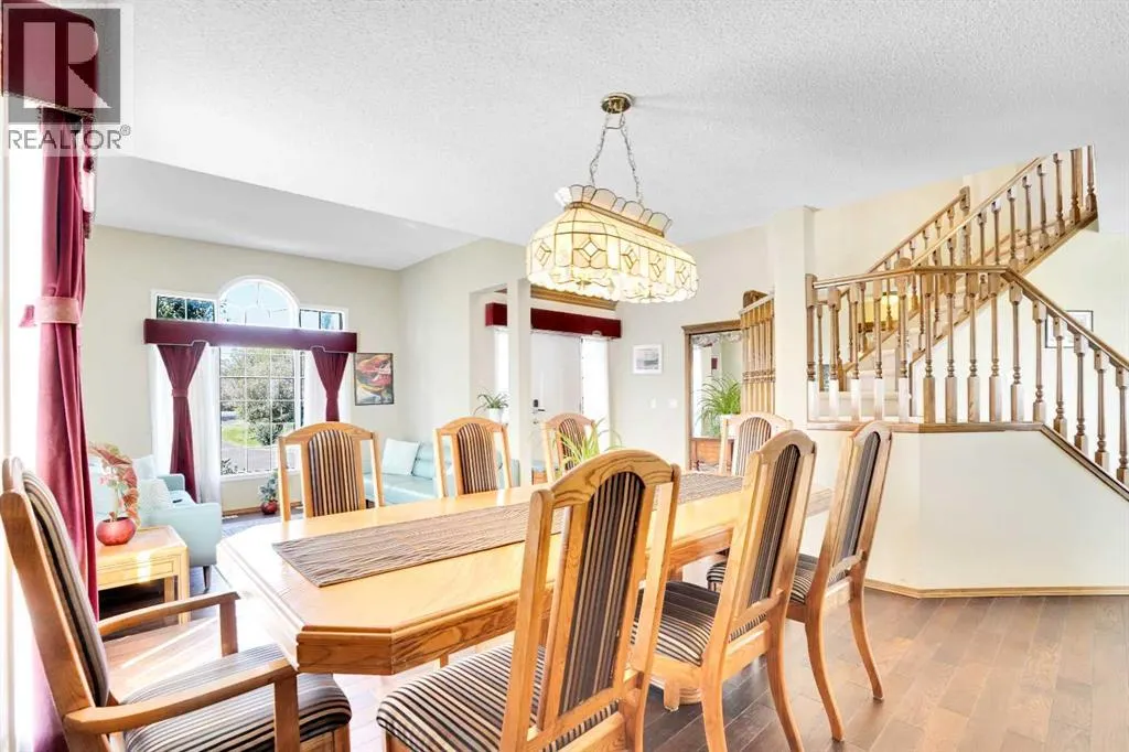 39 lone pine Crescent