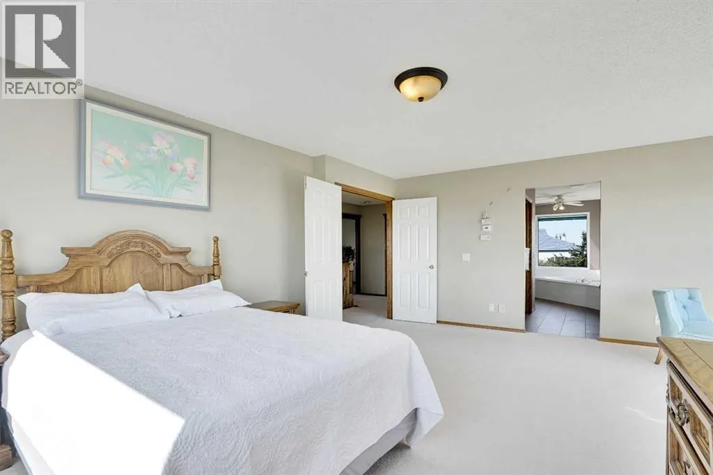 39 lone pine Crescent