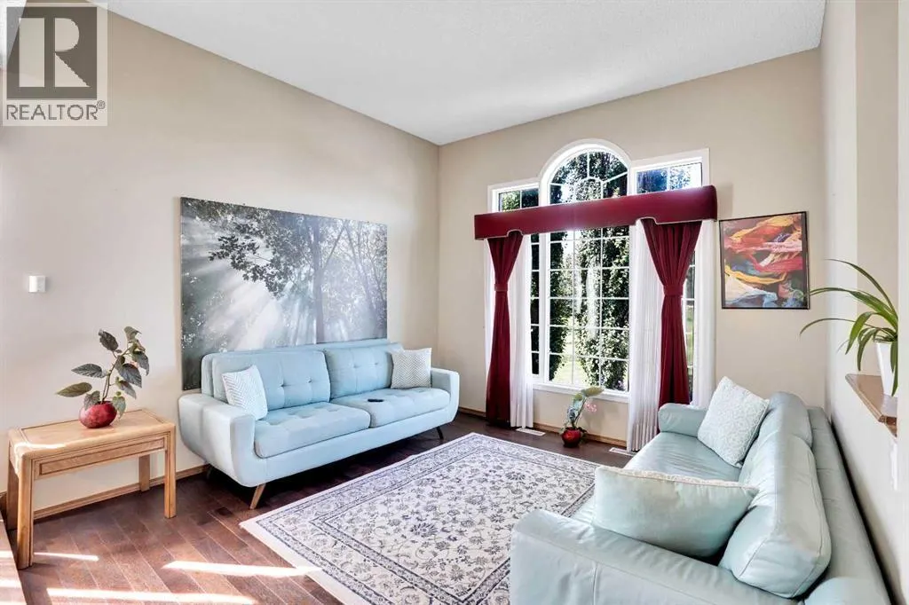 39 lone pine Crescent