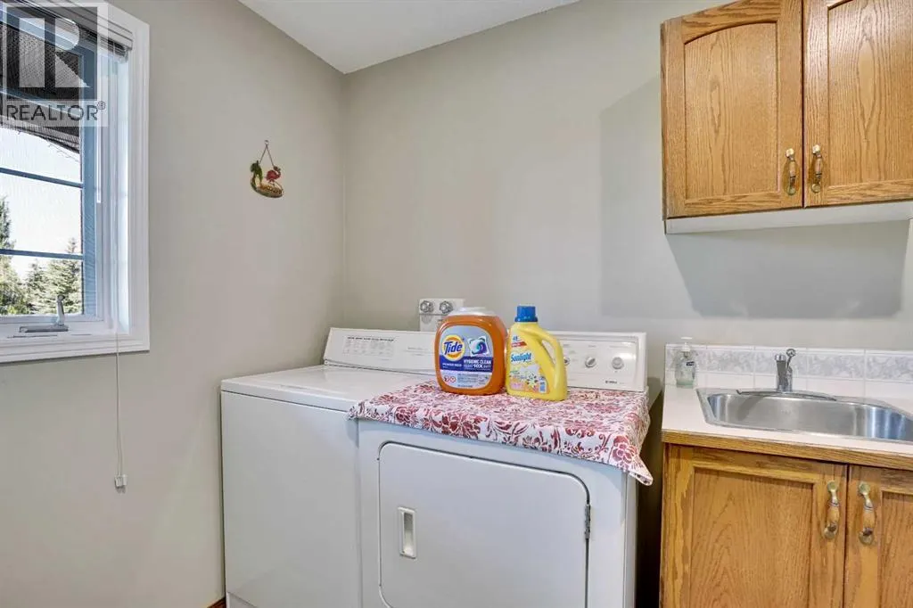39 lone pine Crescent