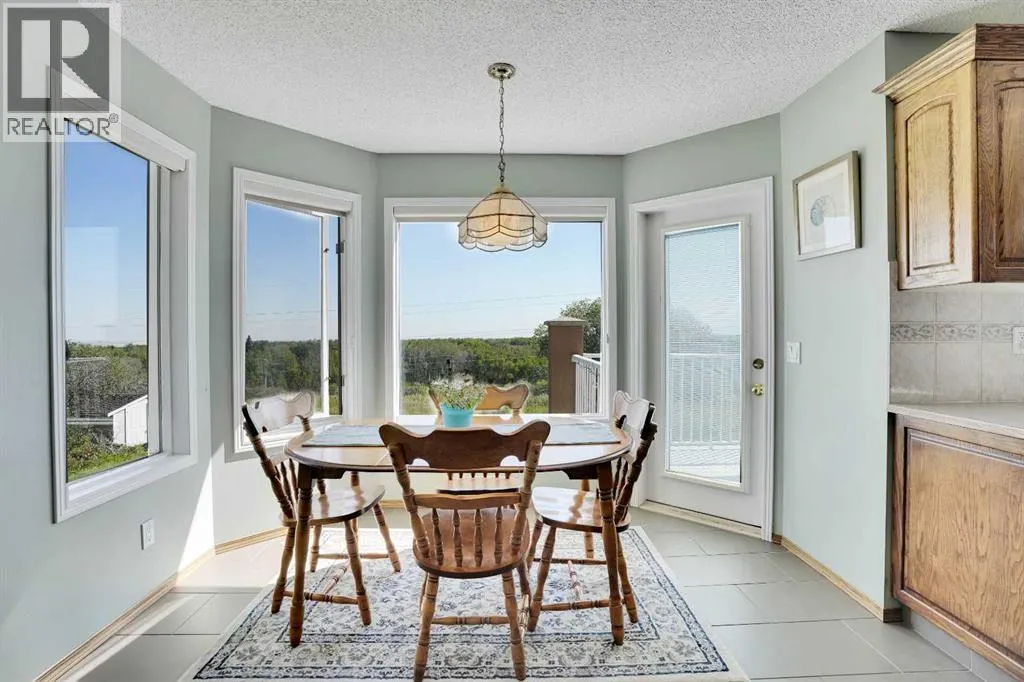 39 lone pine Crescent