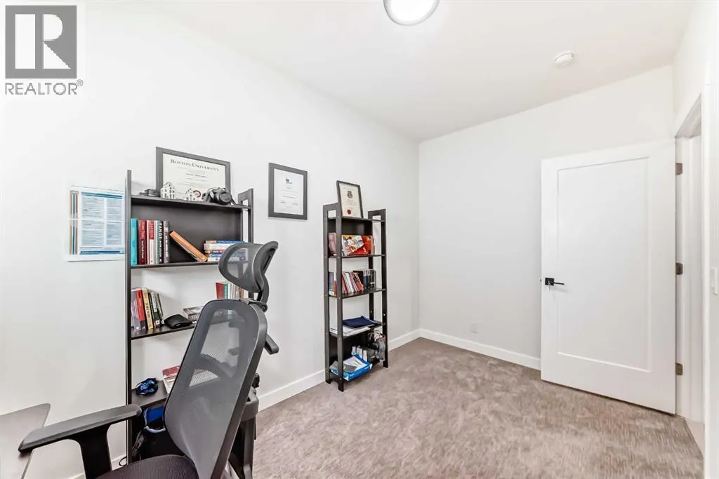8 silverton glen Green SW