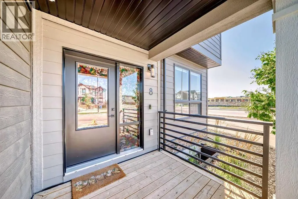 8 silverton glen Green SW