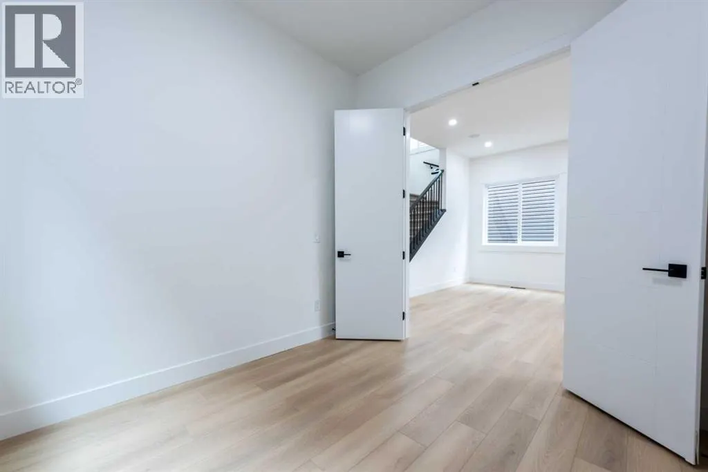 1102 Midtown Avenue SW