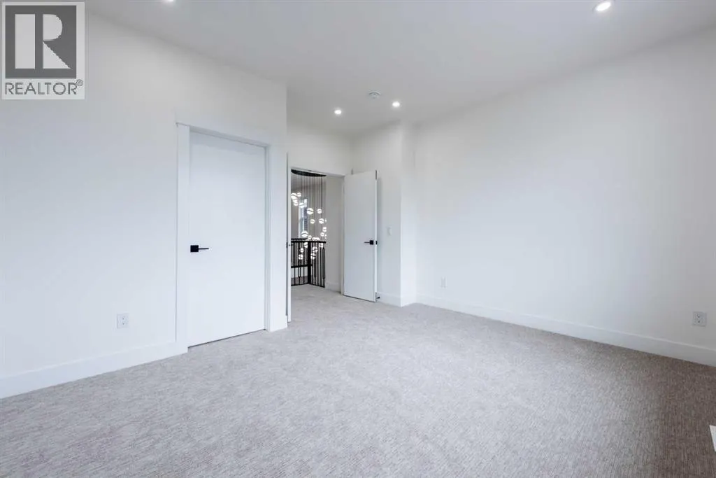 1102 Midtown Avenue SW