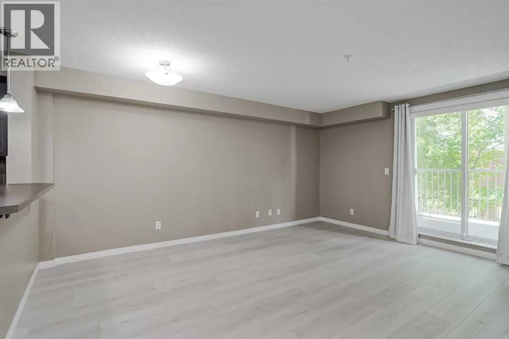 4102, 31 Country Village Manor NE