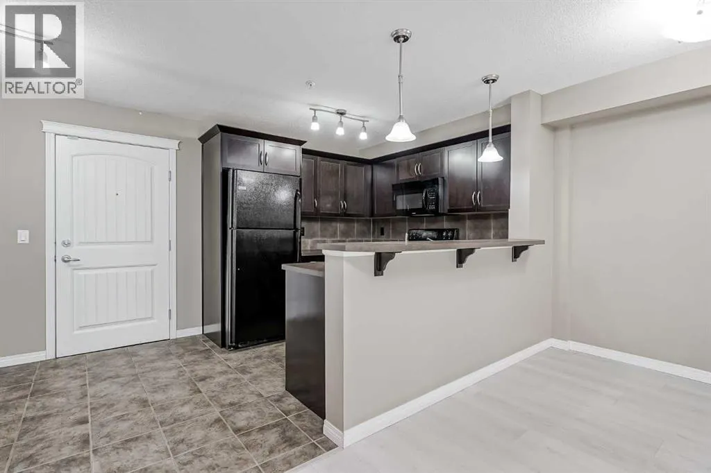 4102, 31 Country Village Manor NE